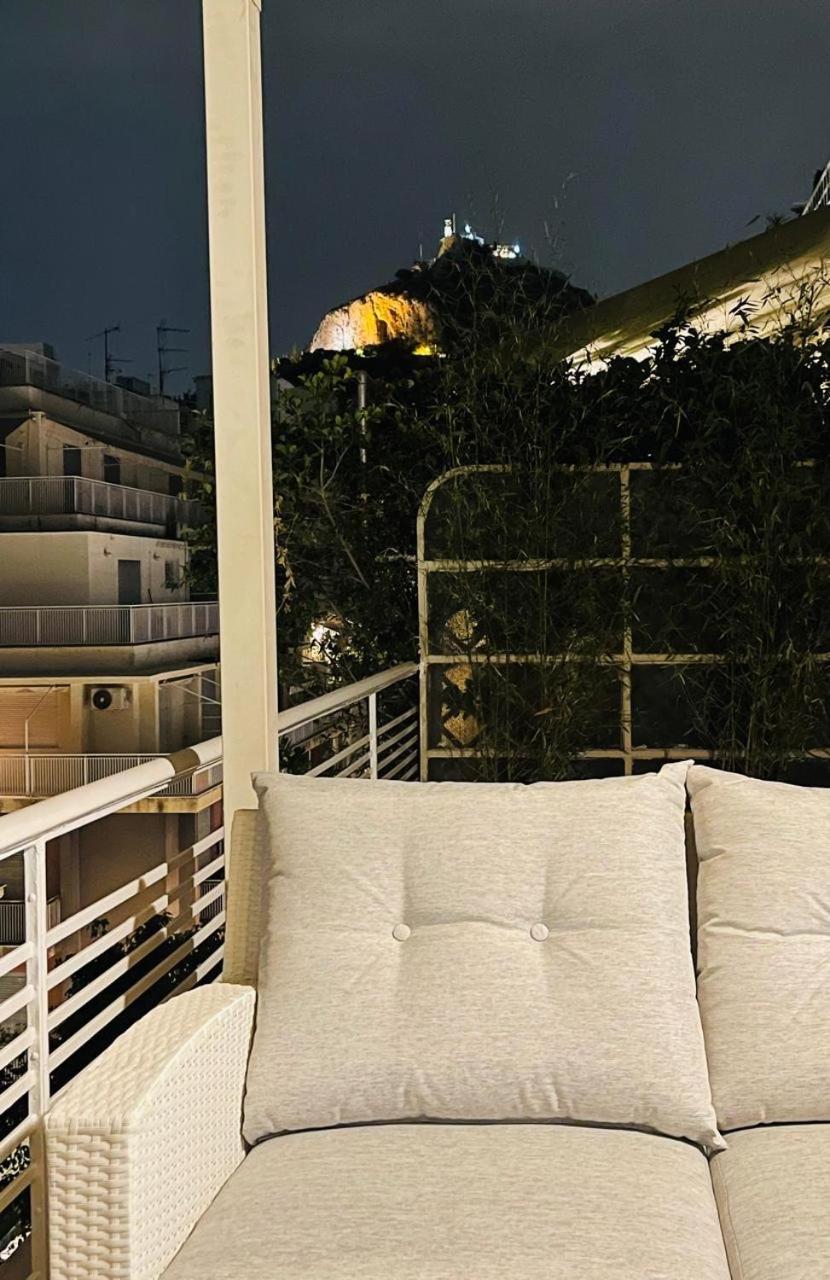 Overview Boutique Apartment Atene Esterno foto